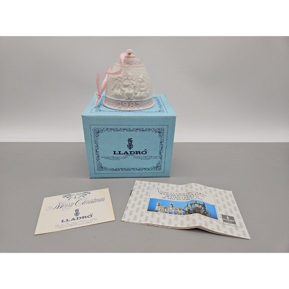 Vintage 1987 LLADRO Christmas Bell Ornament w/ Orig Box & Inserts Has Small Chip - Picture 1 of 16